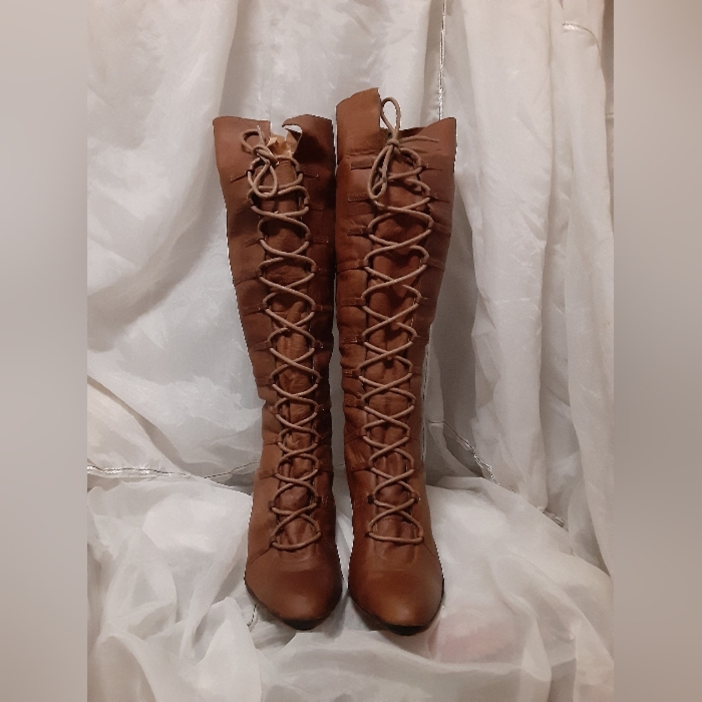 Victoria Secrets Colin Stuart Leather Knee-high Lace-up Boots Cognac Size 8